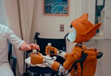 “AI로 똑똑해진 건강관리, 일상 속 작은 실천으로 내 몸 지키기” Man gives robot bottles on a tray
